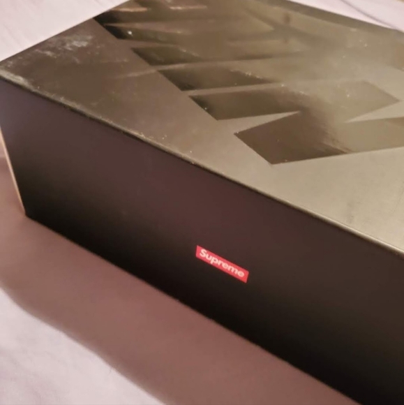 Nike Air Cross Trainer Low SUPREME 11.5 - Picture 4 of 5